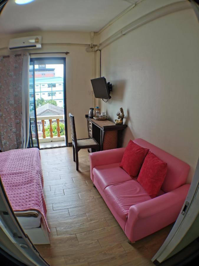 59Indy Guesthouse Banguecoque Exterior foto