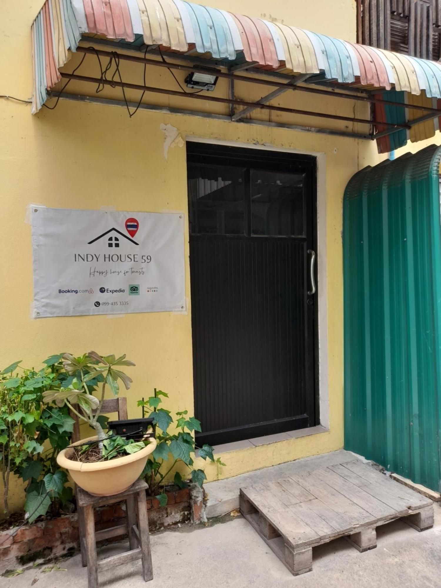 59Indy Guesthouse Banguecoque Exterior foto